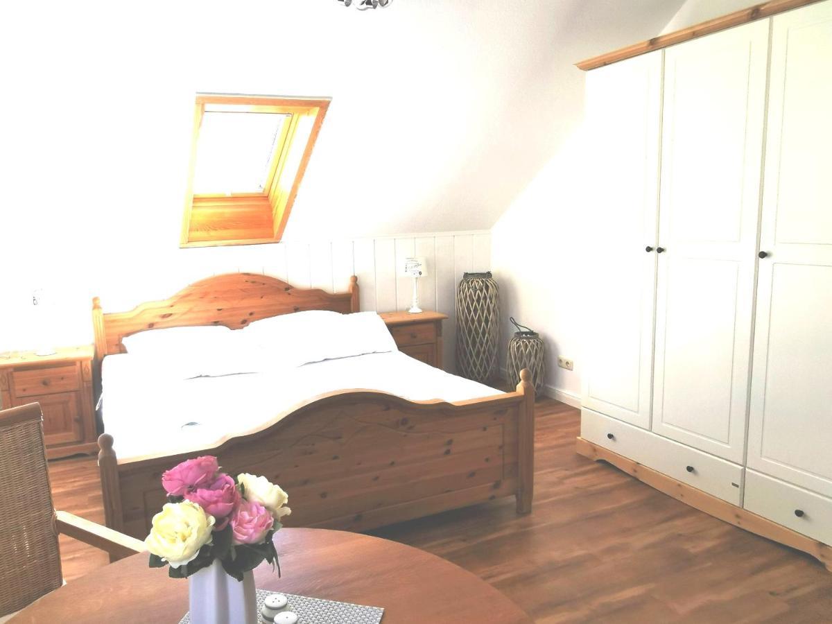 Apartment Sommerhaus Seidel - Mit Kostenlosem Parkplatz - Stralsund